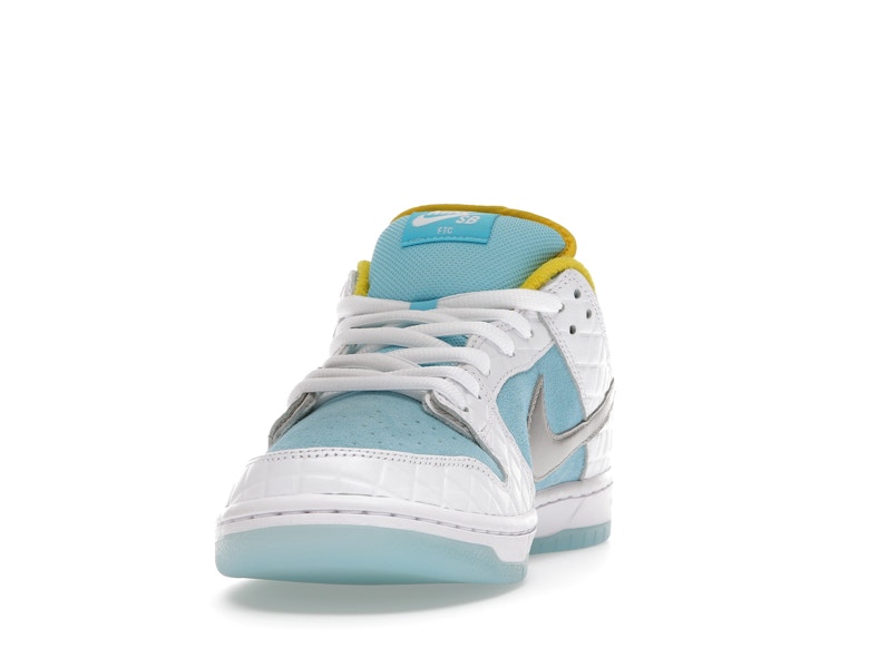 Nike SB Dunk Low FTC Lagoon Pulse