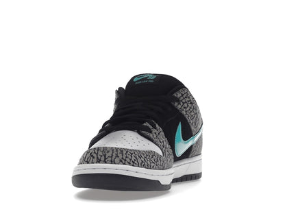 Nike SB Dunk Low atmos Elephant